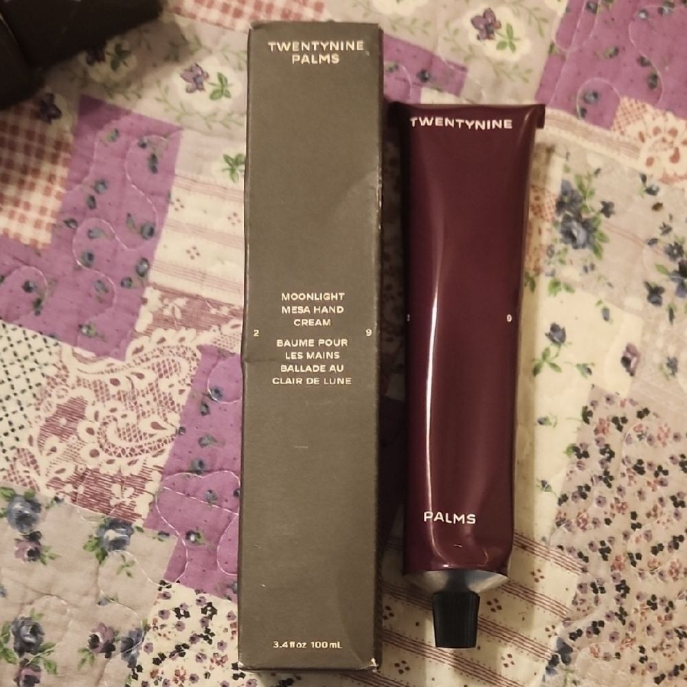 Twenty Nine Palms Moonlight Mesa Hand Cream - Burgundy